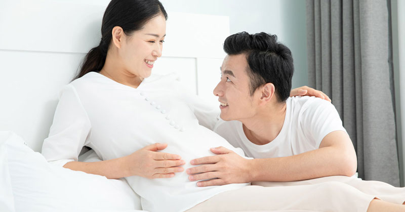 hai vo chong em gan nhau thuong xuyen vay ma chang co dau hieu gi ve viec co baby