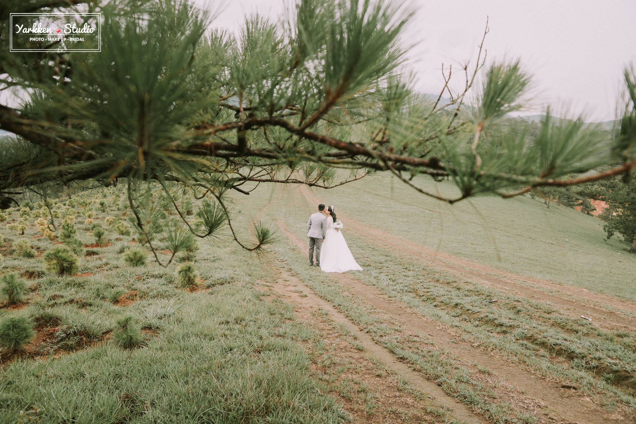 NHUAN & HIEU - DALAT 