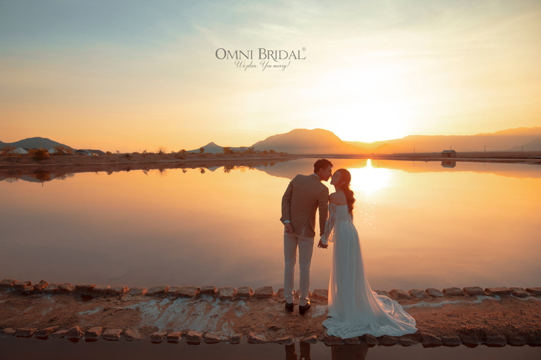 Chụp Ảnh Cưới Ở Biển Đẹp - Omni Bridal