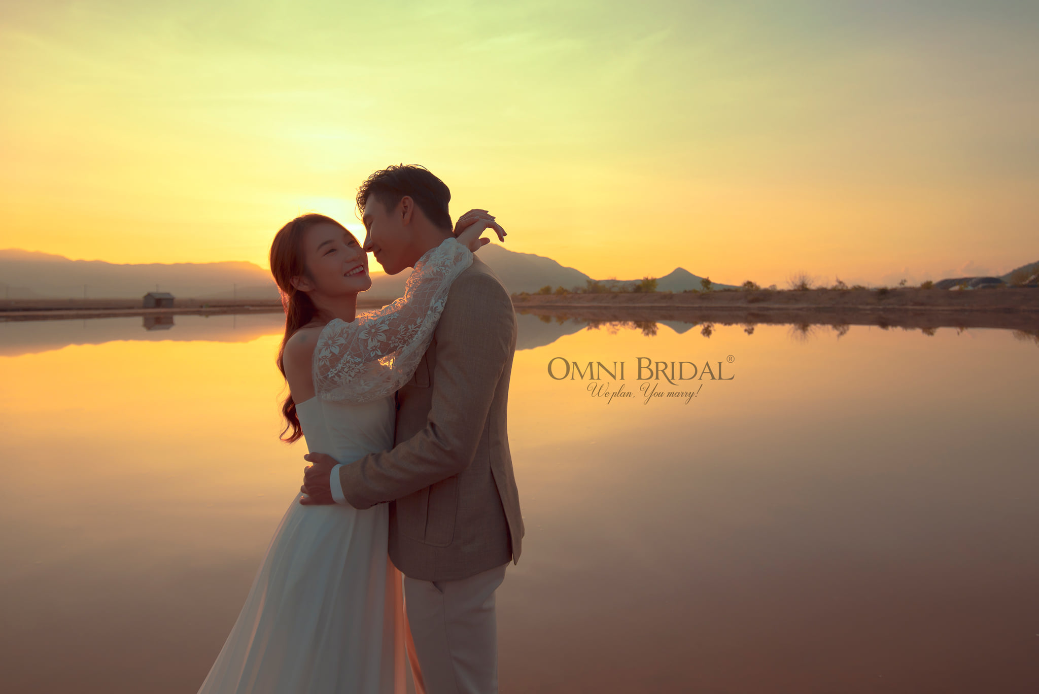 Chụp Ảnh Cưới Ở Biển Đẹp - Omni Bridal