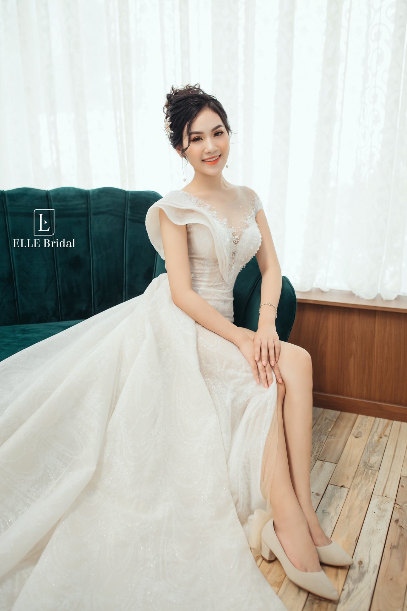 Váy Cưới Hongkong Wedding