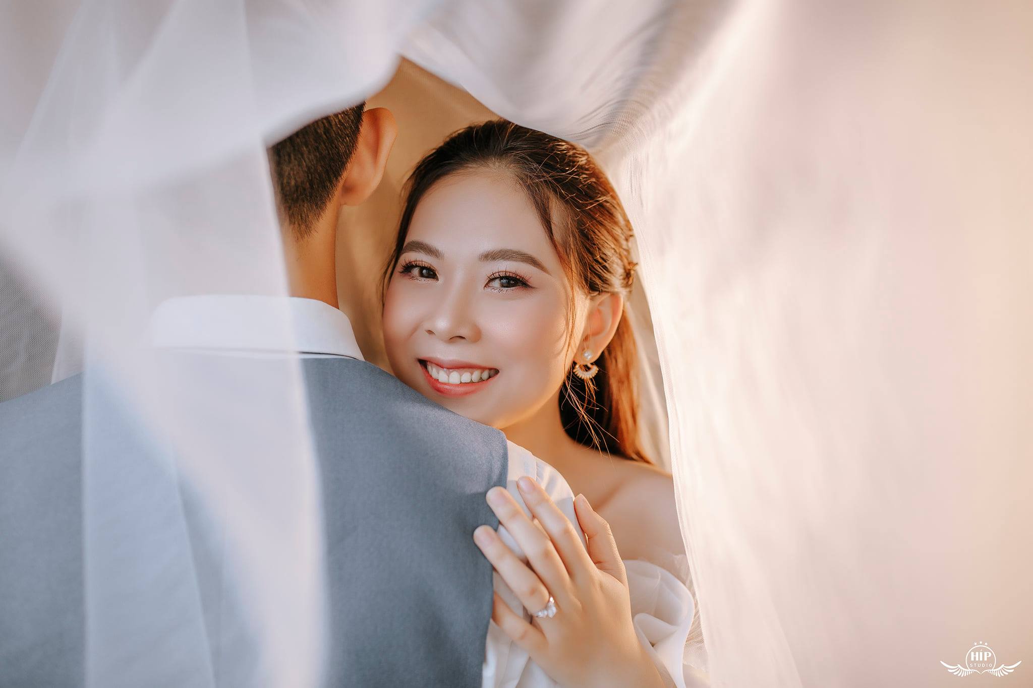 Phim Trường - Hip Wedding