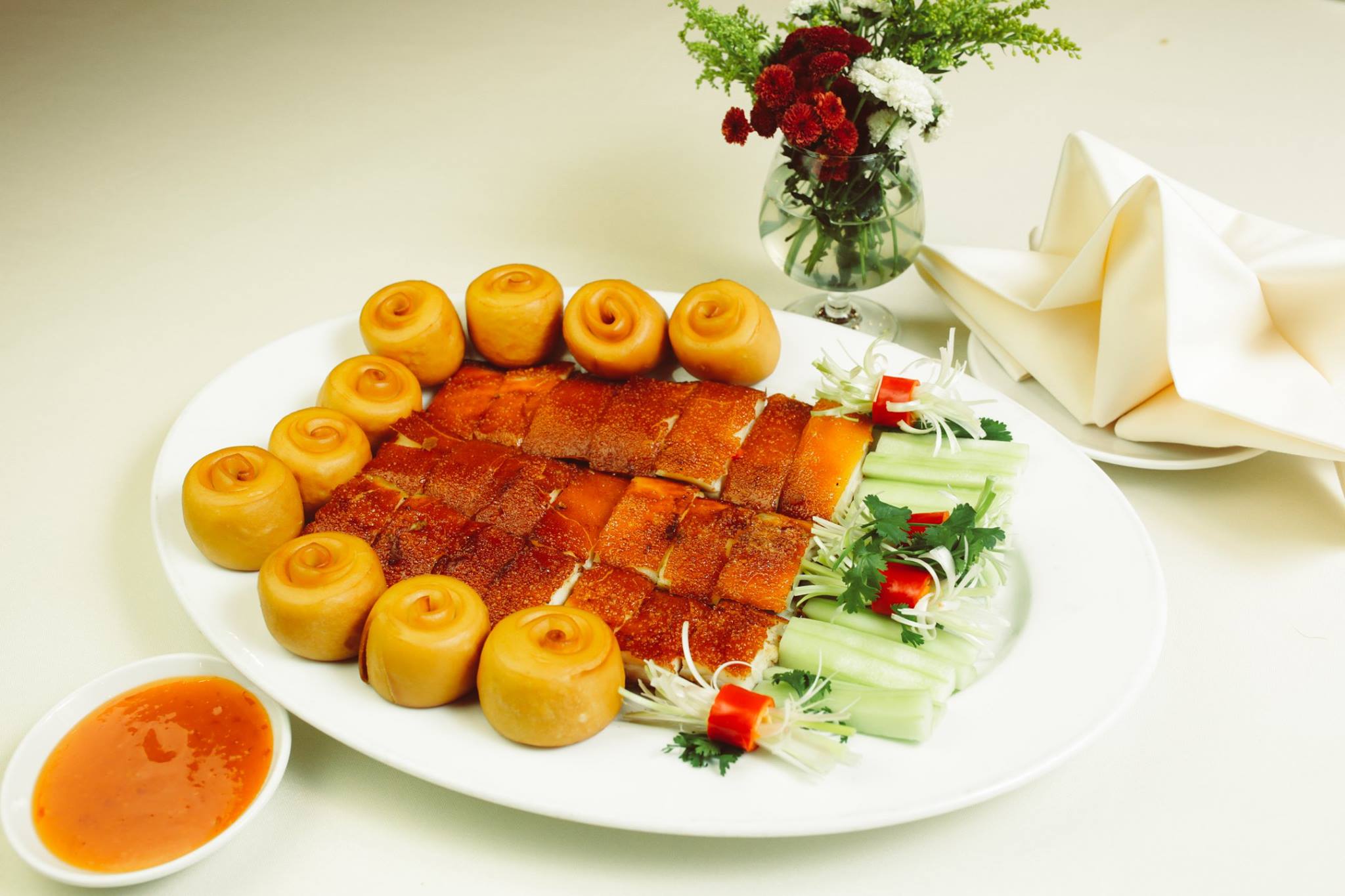 Menu Nhà Hàng Tiệc Cưới Á Đông bao nhiêu một bàn