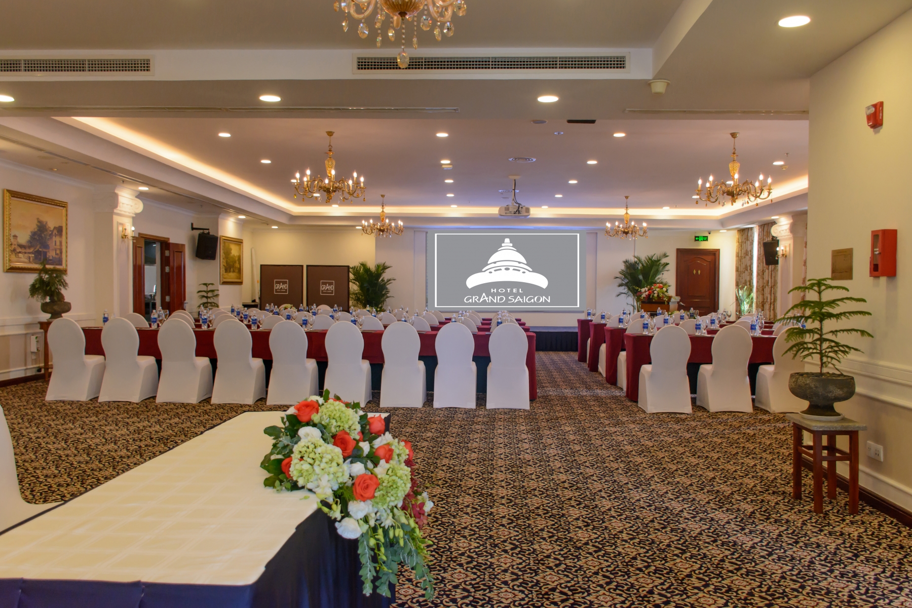 Sảnh tiệc cưới Grand Hotel 