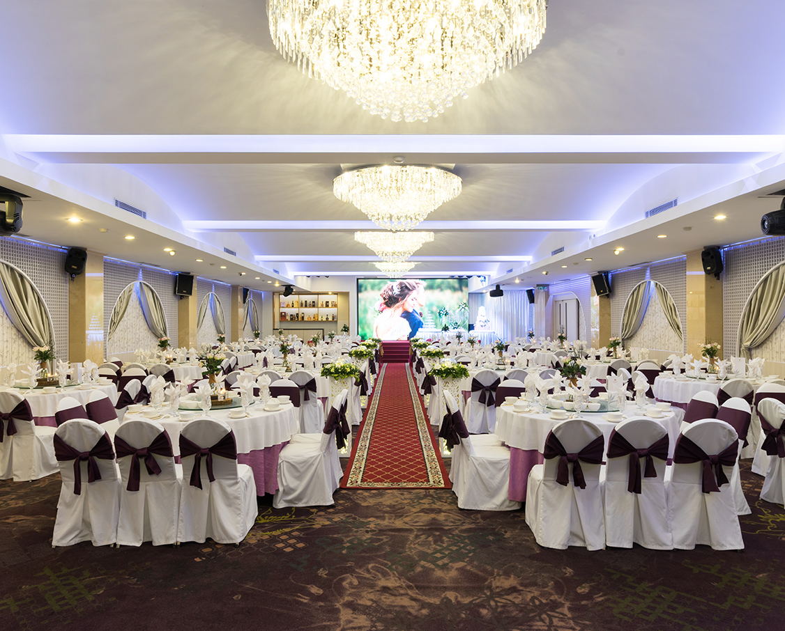 trung tâm hội nghị tiệc cưới nhà hàng Bách Việt