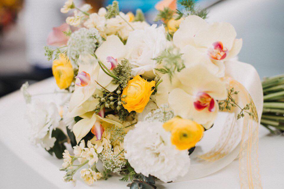 Hoa Tươi Cây Cầu Vàng